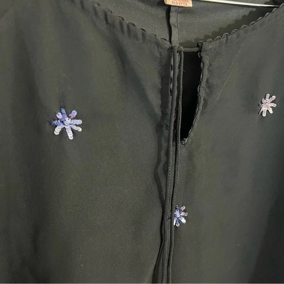 Hot Gossip Blouse 2X Black Sheer Slit Sleeve Blue Sequins Snowflakes Evening Top - Picture 8 of 9